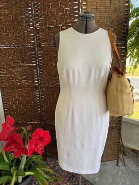 ANTONIO MELANI White Sleeveless Sheath Dress